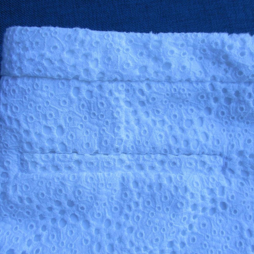 LILLY PULITZER ~ ADIE WHITE EYELET SHORTS ~ 00 ~ LOGO BUTTON / POCKETS - Picture 7 of 10